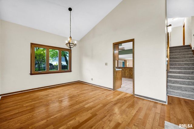 219 W BIRCHWOOD Street, Morton, IL 61550