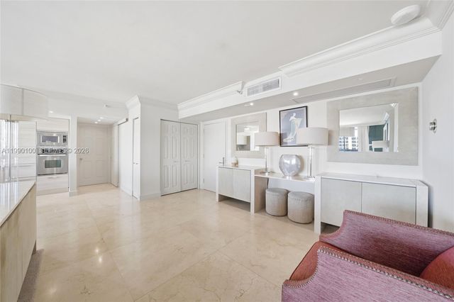 3530 Mystic Pointe Drive 1714, Aventura, FL 33180