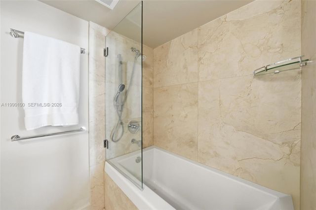 3530 Mystic Pointe Drive 1714, Aventura, FL 33180
