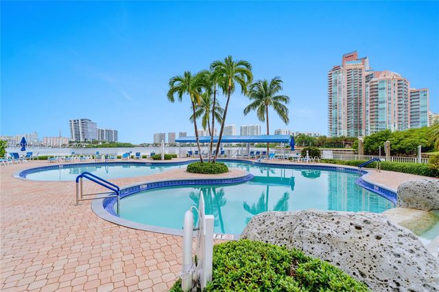 3530 Mystic Pointe Drive 1714, Aventura, FL 33180