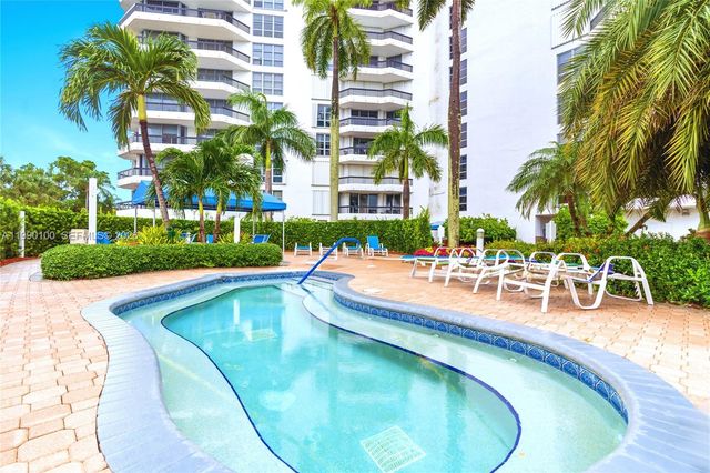3530 Mystic Pointe Drive 1714, Aventura, FL 33180