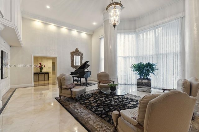 3530 Mystic Pointe Drive 1714, Aventura, FL 33180