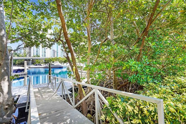 3530 Mystic Pointe Drive 1714, Aventura, FL 33180