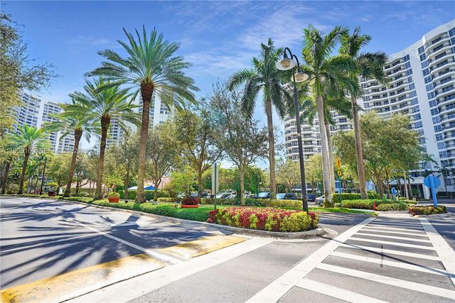 3530 Mystic Pointe Drive 1714, Aventura, FL 33180