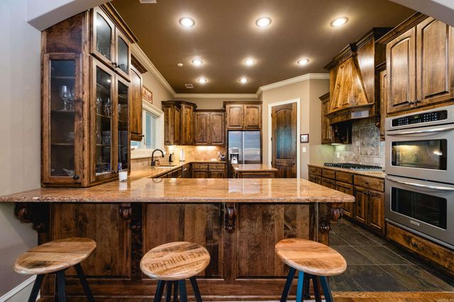 21201 Valley View Cove, Roland, AR 72135