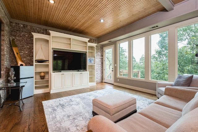 21201 Valley View Cove, Roland, AR 72135