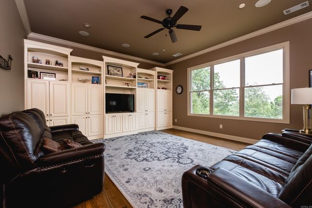 21201 Valley View Cove, Roland, AR 72135