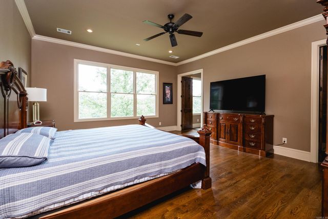 21201 Valley View Cove, Roland, AR 72135