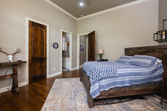 21201 Valley View Cove, Roland, AR 72135