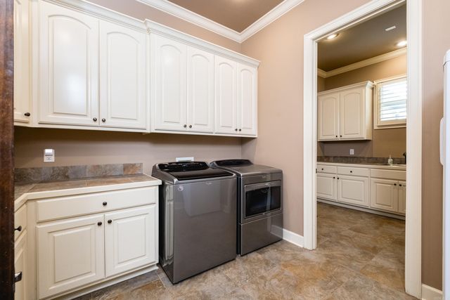 21201 Valley View Cove, Roland, AR 72135
