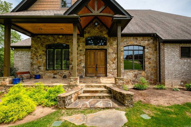21201 Valley View Cove, Roland, AR 72135