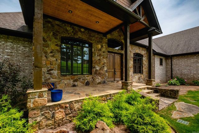 21201 Valley View Cove, Roland, AR 72135