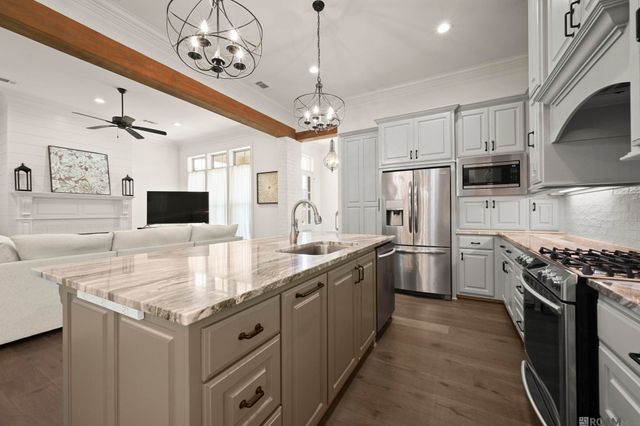 556 Glenthorne Dr, Gonzales, LA 70737