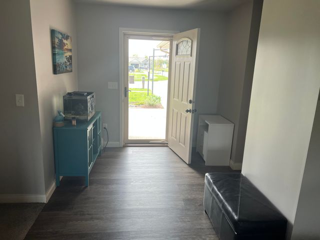 702 19th Street SE, Demotte, IN 46310