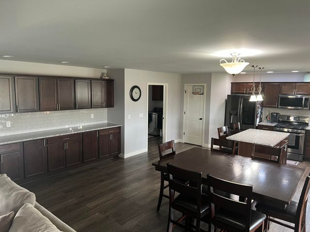 702 19th Street SE, Demotte, IN 46310