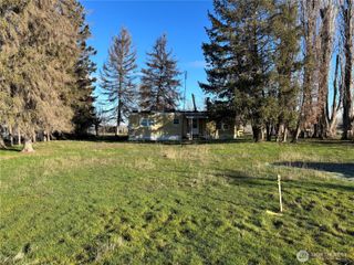 2284 W Rainier Road, Othello, WA 99344