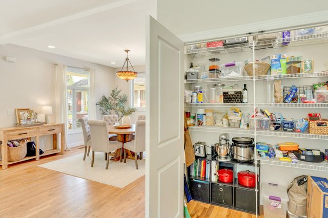 2006 Chamberlain Avenue, Chattanooga, TN 37404