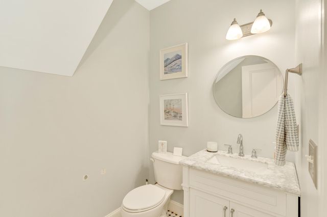 2006 Chamberlain Avenue, Chattanooga, TN 37404