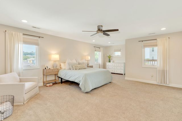 2006 Chamberlain Avenue, Chattanooga, TN 37404