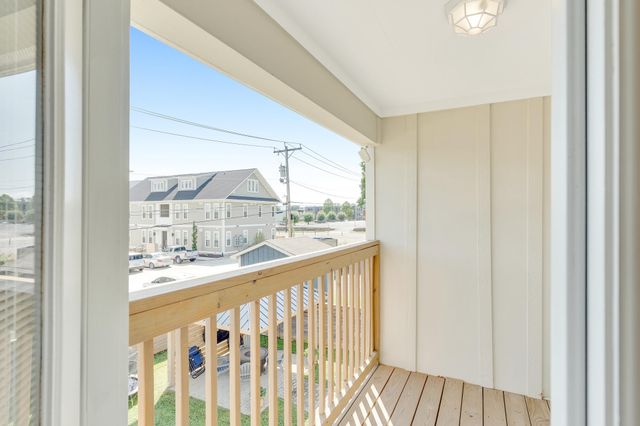 2006 Chamberlain Avenue, Chattanooga, TN 37404