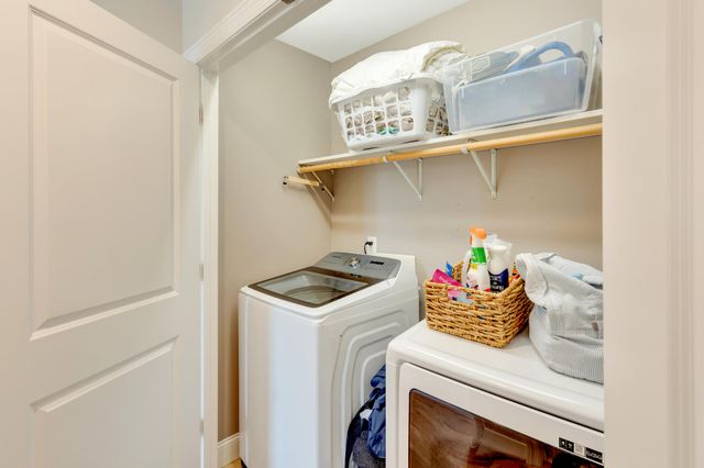 2006 Chamberlain Avenue, Chattanooga, TN 37404