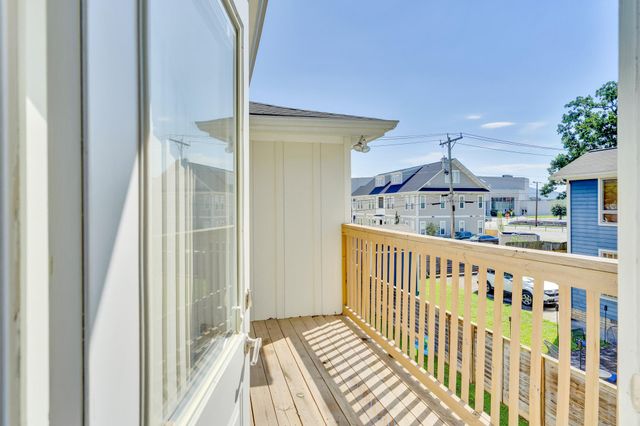 2006 Chamberlain Avenue, Chattanooga, TN 37404