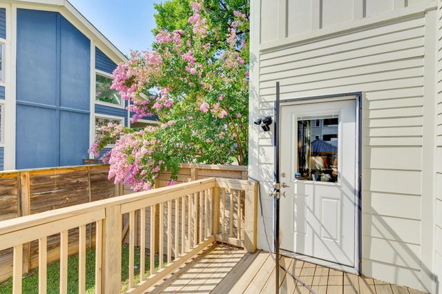 2006 Chamberlain Avenue, Chattanooga, TN 37404
