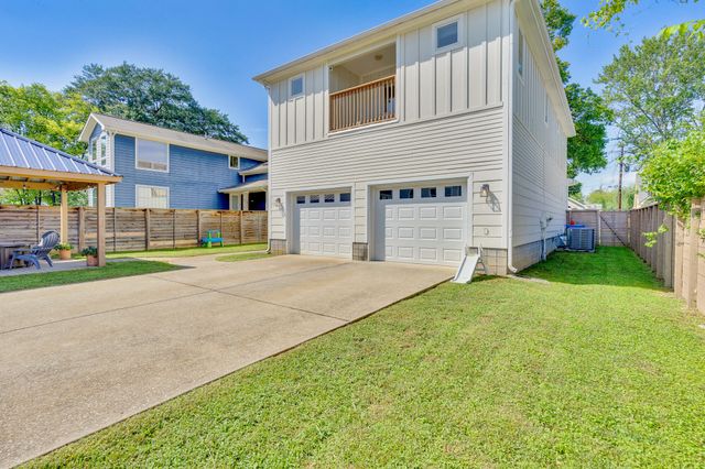 2006 Chamberlain Avenue, Chattanooga, TN 37404