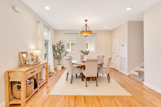 2006 Chamberlain Avenue, Chattanooga, TN 37404