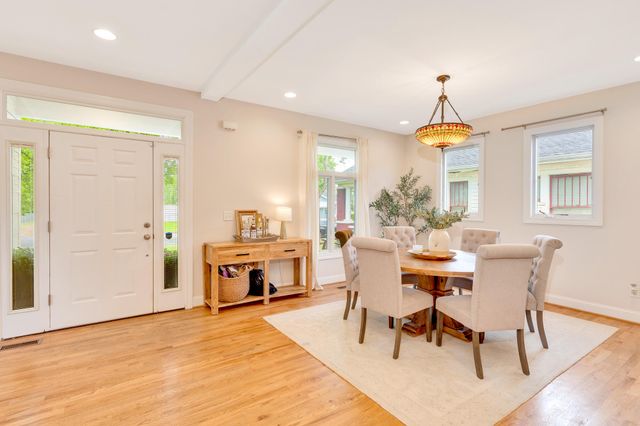 2006 Chamberlain Avenue, Chattanooga, TN 37404