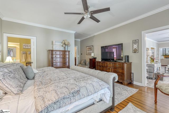 335 Hillcove Point, Wellford, SC 29385