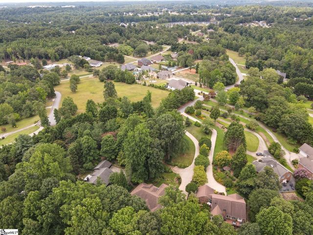 335 Hillcove Point, Wellford, SC 29385