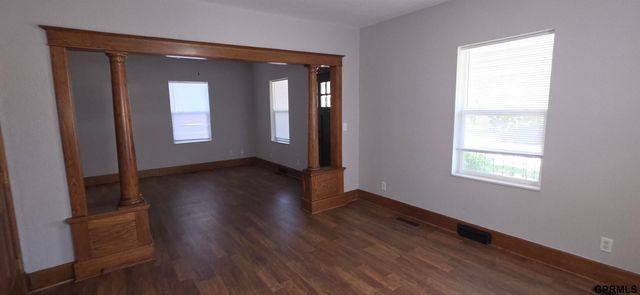 705 S 21 Street, Lincoln, NE 68510