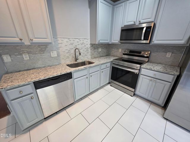 650 Ganyard Farm Way 5, Durham, NC 27703