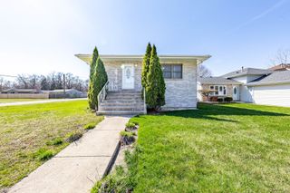 16446 Spaulding Avenue, Markham, IL 60428
