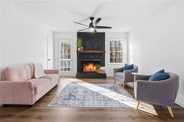 5641 Riding Woods SW Drive, Powder Springs, GA 30127