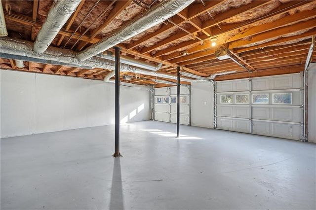 5641 Riding Woods SW Drive, Powder Springs, GA 30127