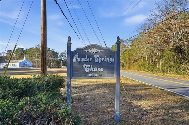 5641 Riding Woods SW Drive, Powder Springs, GA 30127