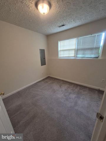 2102 RACQUET PL, Waldorf, MD 20601
