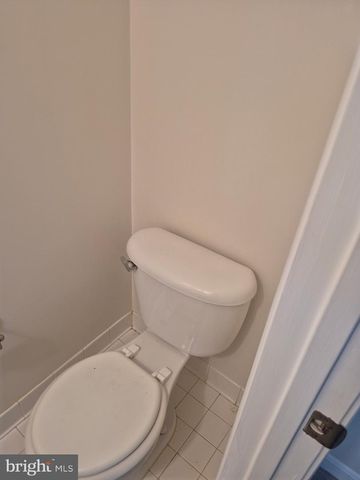 2102 RACQUET PL, Waldorf, MD 20601