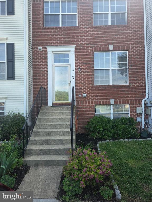 2102 RACQUET PL, Waldorf, MD 20601