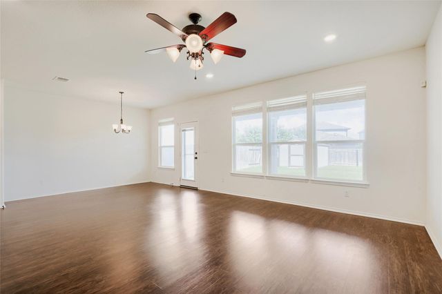104 Kavanaugh ST, Georgetown, TX 78628