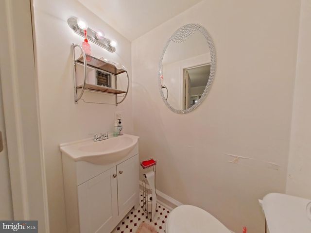 1719 MOHICAN ST, Philadelphia, PA 19138