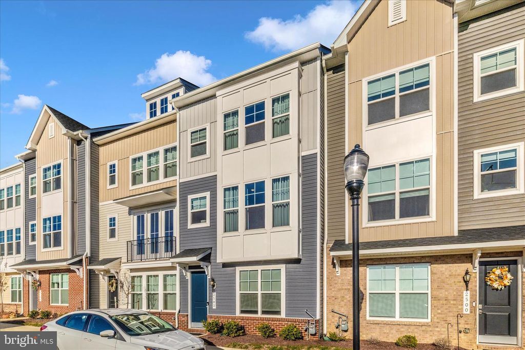 2502 RUCKER LN, Frederick, MD 21701