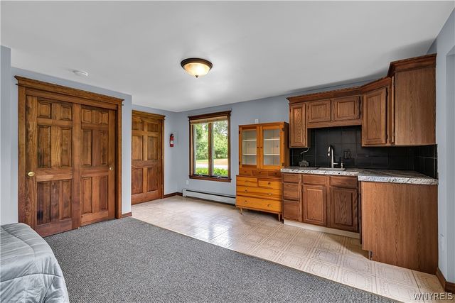 8165 Miles Road, Clarence, NY 14051