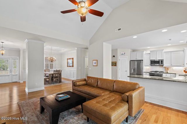 116 Mansfield Court, Hampstead, NC 28443