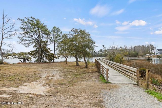 116 Mansfield Court, Hampstead, NC 28443