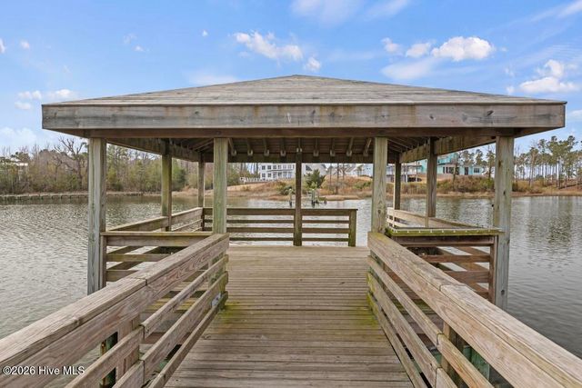 116 Mansfield Court, Hampstead, NC 28443