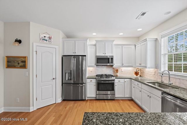 116 Mansfield Court, Hampstead, NC 28443