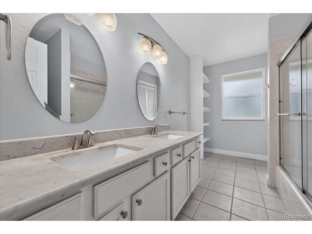 3471 S Owens Ct, Lakewood, CO 80227